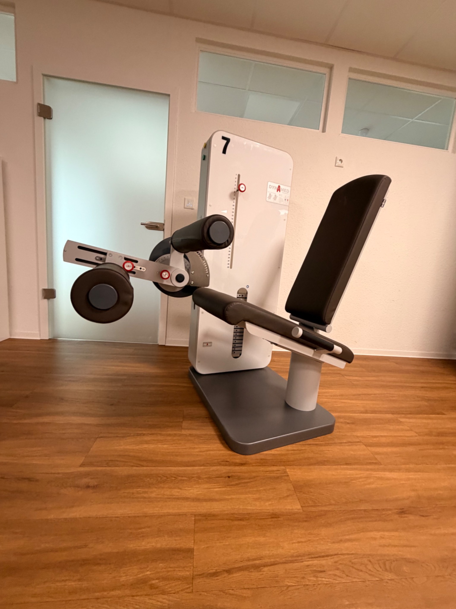 Modernes OTT-Trainingsgerät für sicheres Beintraining